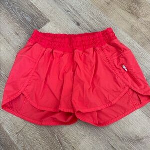Lululemon hot coral shorts size 4